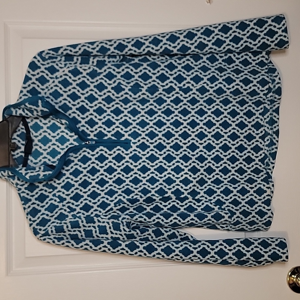 Blue and White Geometric Pattern Pullover